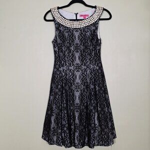 Betsey Johnson Dress Women 6 Black Lace Overlay Faux Pearl Collar Whimsigoth NWT